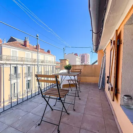 T1 Avec Terrasse Centre Toulon